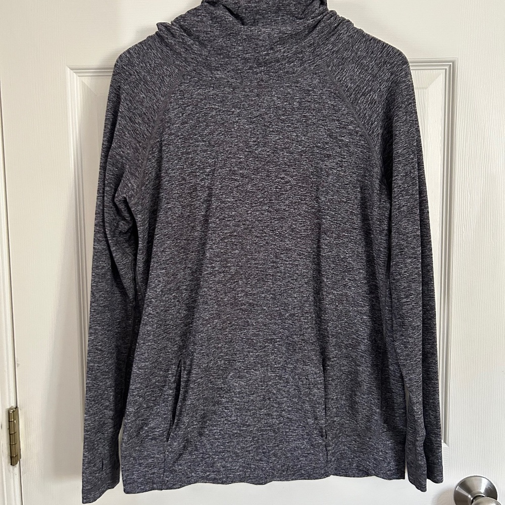 Lululemon Turtleneck Gray Womens Size 10